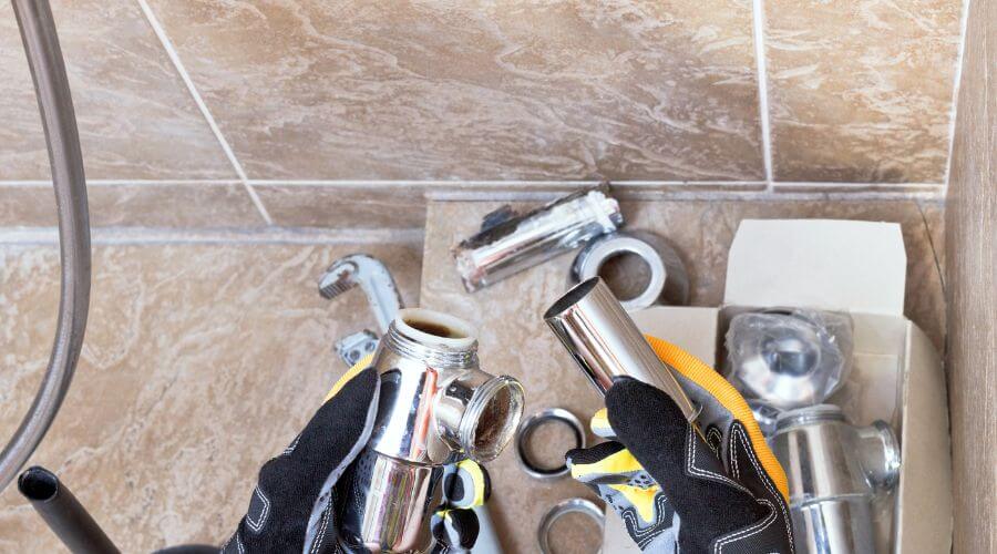 Professional gutter cleaning in Hickman, TN